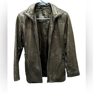 Andrew Marc genuine Black Leather Jacket no belt size XS